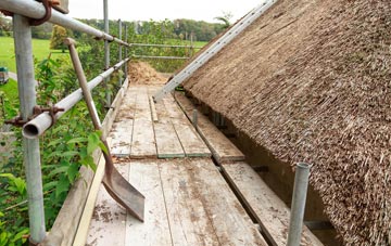 advantages of Badgers Mount thatch roofing